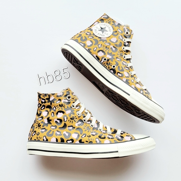Converse CTAS Hi Wheat Black Pink Women's 8 - Picture 2 of 6